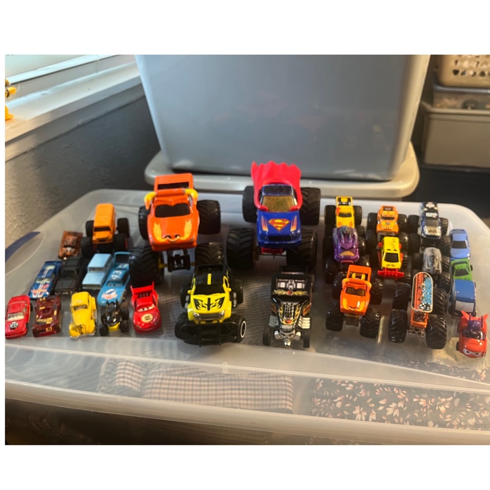Hot Wheels Disney Monster Jam Toy Car Lot Superman El Toro Loco Dinoco 25pc+
